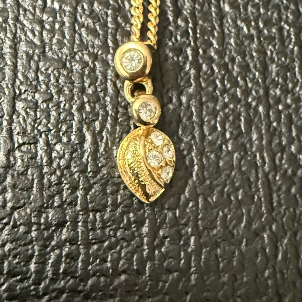Christian Dior curb chain Gold teardrop rhinestone Pendant Necklace authentic